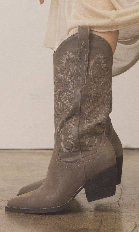 Amaya  Classic Western Boot