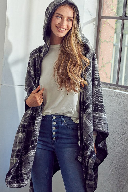 Elenor Plaid Poncho